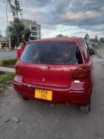 A picture of Vitz oldmodel