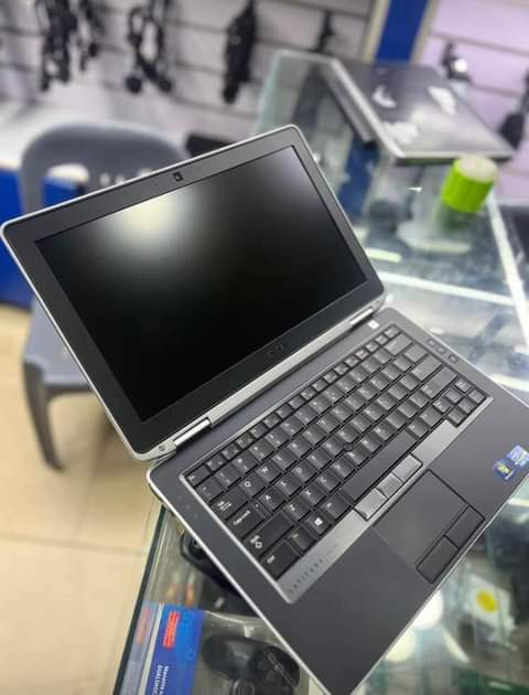 dell laptop