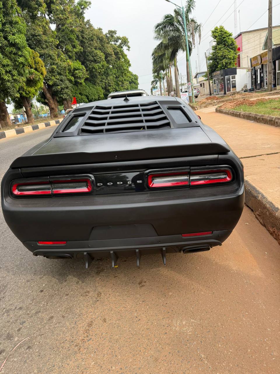 A picture of Extremely Clean And Sound 2017 Dodge challenger SRT.