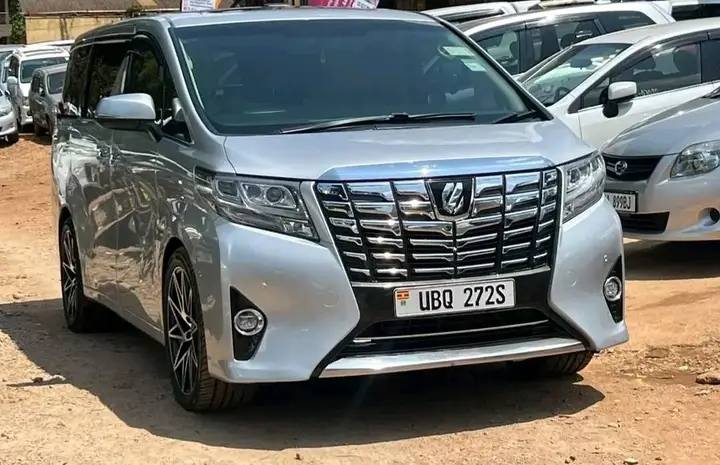 A picture of ALPHARD 2023 0757294136