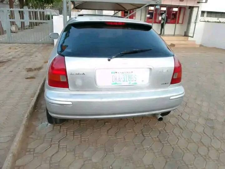 A picture of Distress sell Honda Civic untampered engine and gear box AC