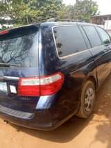 A picture of Honda Odyssey 05