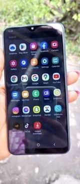 A picture of Samsung a10 clean kabisa