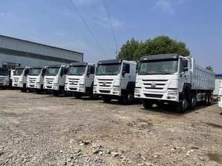 sino trucks