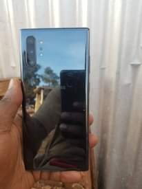 A picture of Samsung note 10 5g