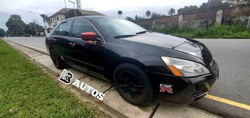 A picture of KB AUTOs Clean Honda Dc discussion continues Year 2007 model