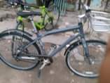 A picture of rode Baki full disik brack