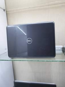 A picture of DELL LAPTOP