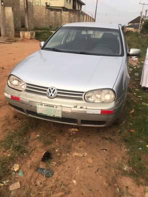 A picture of Volkswagen Golf 4 First body neatly used. Manual Gear. Untouched