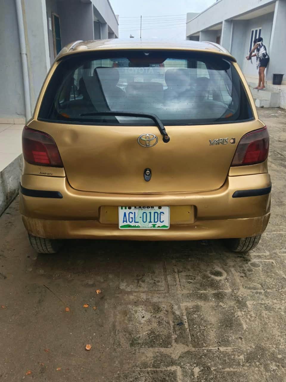 A picture of Toyota Yaris 09063393963