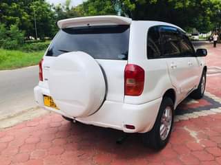 A picture of RAV4 INAUZWA BEI ML 19.5 0712445511