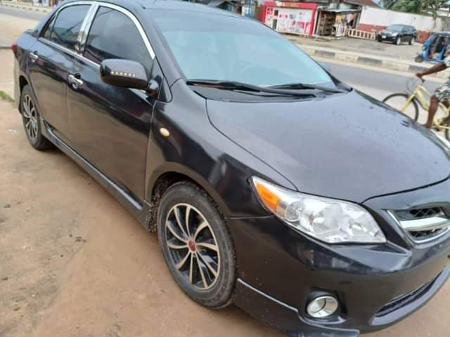 A picture of 2012 Toyota Corolla for sale engine silent gear sharp interior