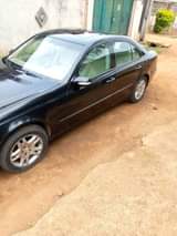 A picture of 2006 Mercedes Benze E320