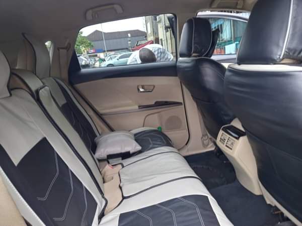 A picture of TOYOTA VENZA 2012 MODEL CAR EVERYTHING OK ASKING PRICE 13