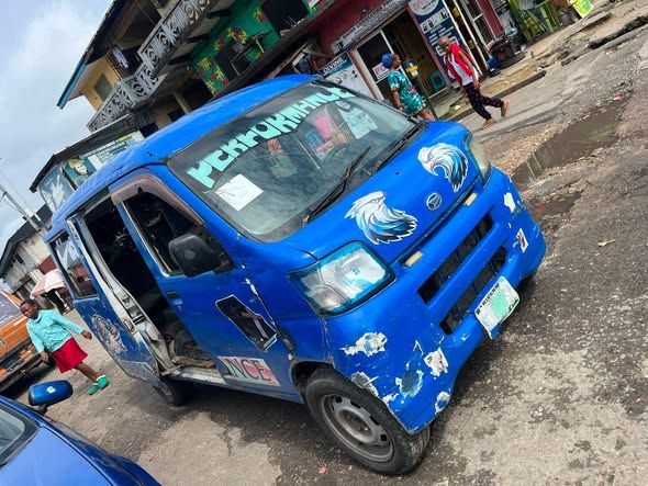 A picture of Kaka bus