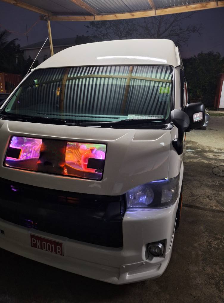 used toyota hiace