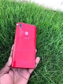 A picture of Vivo Y85