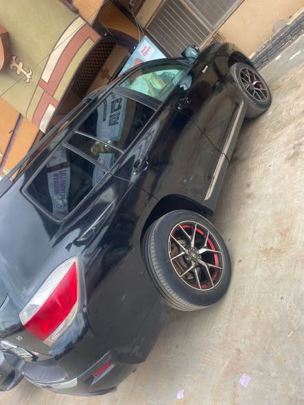 A picture of Toyota Highlander 012