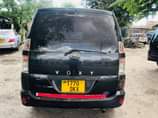 A picture of Noah 0684653022 or 0714127015