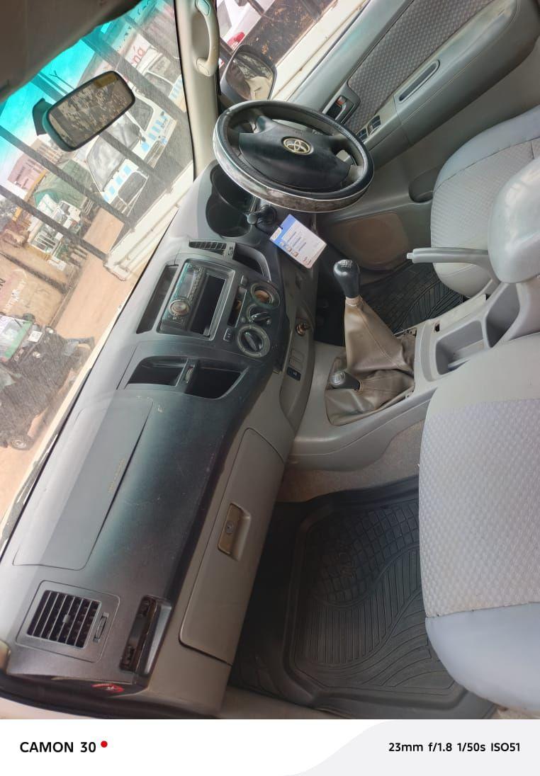 A picture of HILUX DOUBLE CABINE 2010