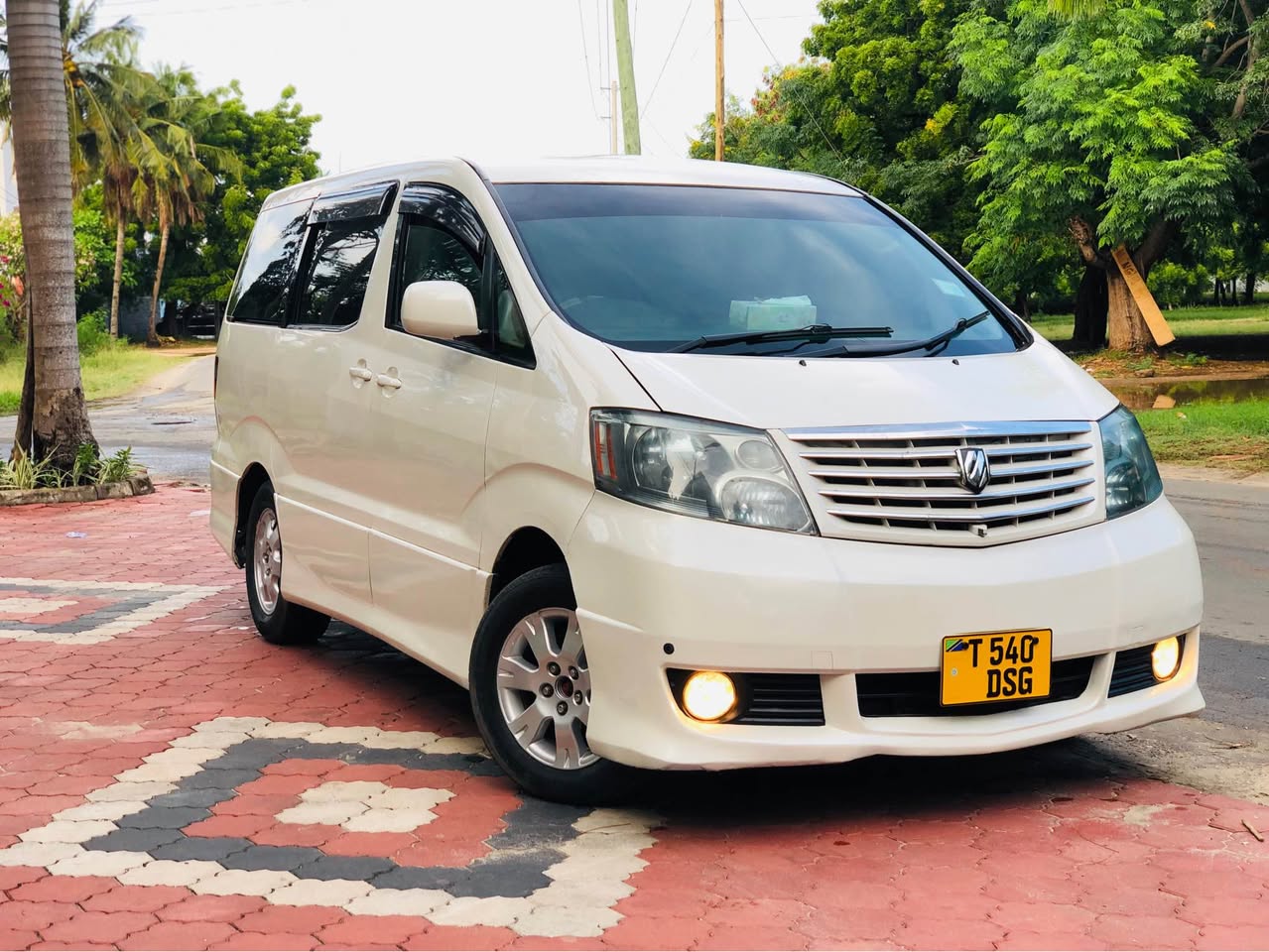 A picture of ALPHARD 0672210608