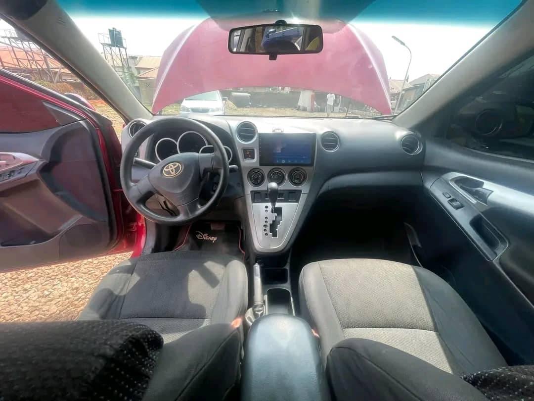 A picture of 2009 Toyota matrix Untampered engine and gear buy and drive