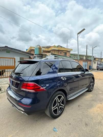 A picture of KinzzyAuto s LTD 08109018982 39 000 000 Refer and earn