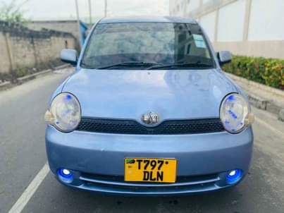 toyota sienta