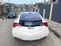 A picture of Acura zdx 2012 model