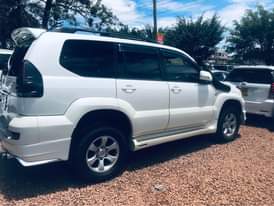 A picture of Toyota Landcruiser 2006