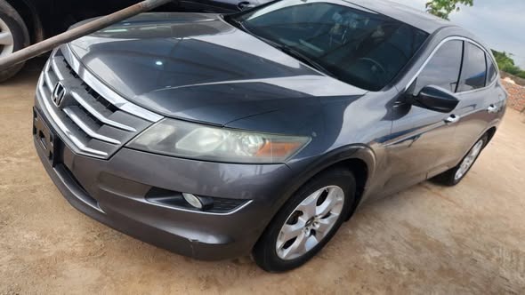 A picture of Honda Crosstour tokunbo 2012