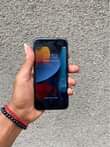 A picture of iphone 7plain 32gb