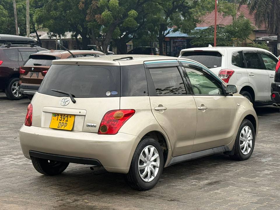 A picture of Toyota ist