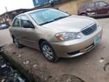 A picture of Toyota Corolla 2003 oni