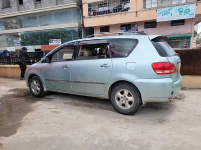 A picture of TOYOTA IPSUM NEW MODEL FOR SELL 7 5M SO PLSEEEE