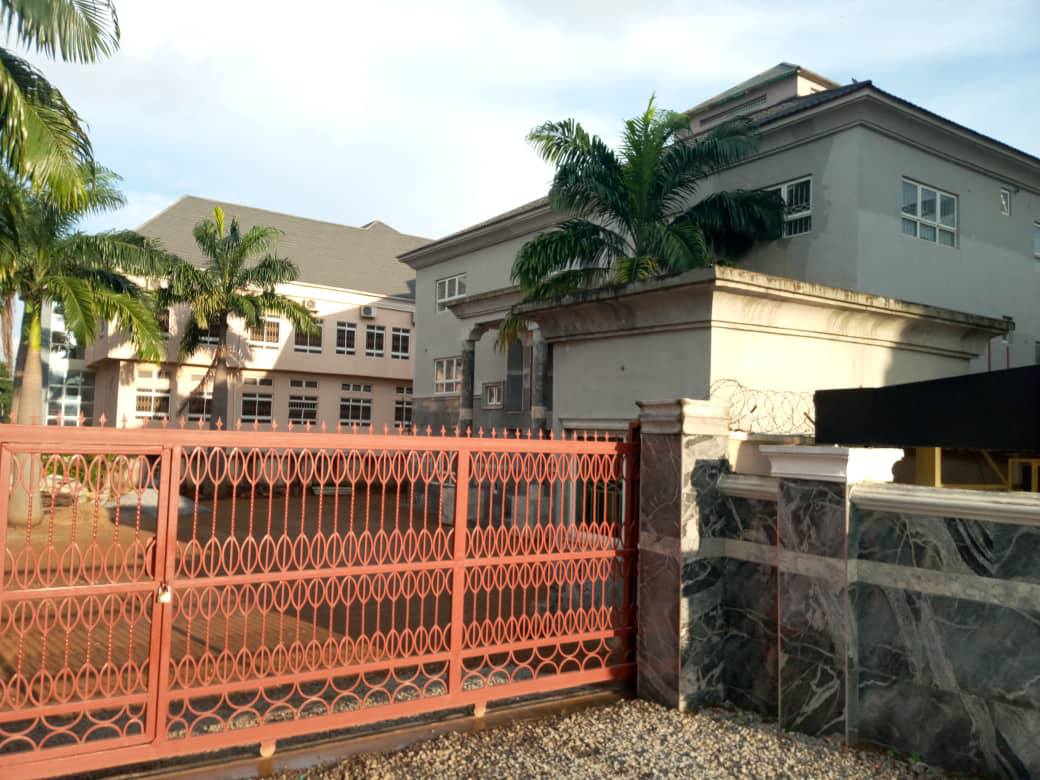 A picture of Office building plaza for sale