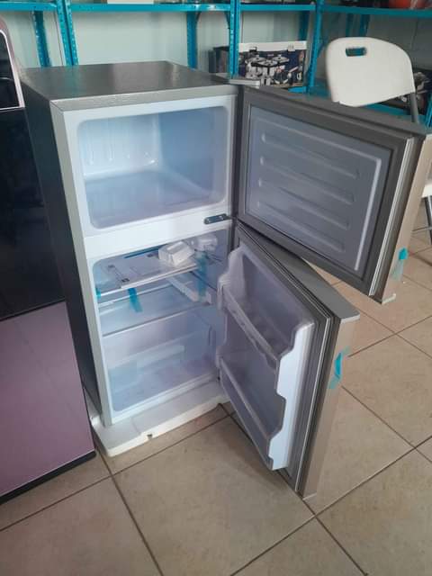 classifieds/fridges