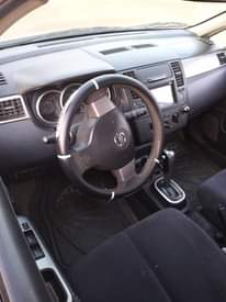 A picture of Nissan verso 2007