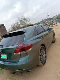 A picture of 2013 Toyota venza registered v6