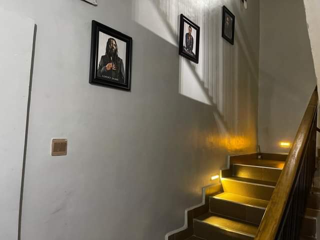 A picture of 2 Beds 3 Baths Apartment condo