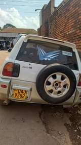 A picture of Rav4 7 7m good condition call 0706260442