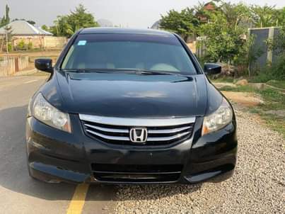 A picture of Clean Honda Accord 2009 model with everything working perfectly