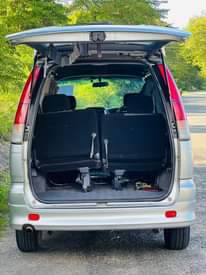 A picture of Toyota NOAH DSN Price 15 5 Cc 1998 Year 2000