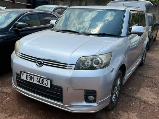 A picture of Toyota rumion 2008 model 1.5vvti 28m neg call me on