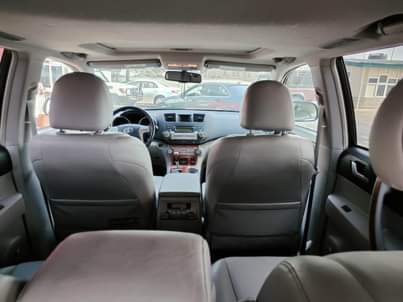 A picture of Direct Belgium Toyota Highlander 2010 on belt limited edition fullest