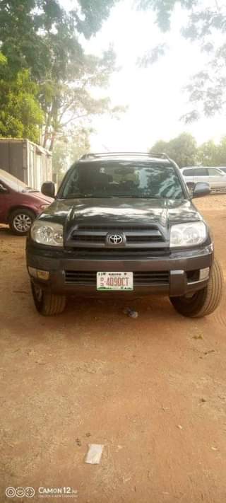A picture of 2005 Toyota 4 RUNNER 05 Jeep