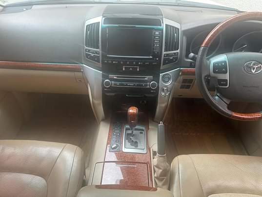 A picture of V8