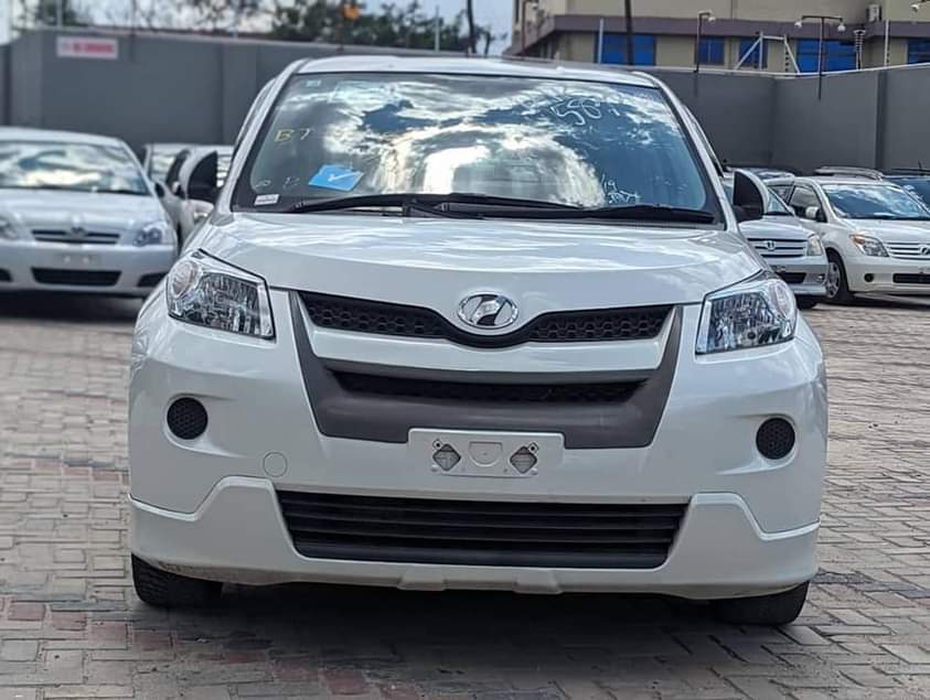used toyota ist
