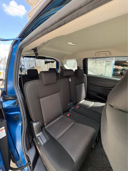 A picture of Toyota Sienta Hybrid 2019