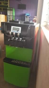 A picture of Icecream machine